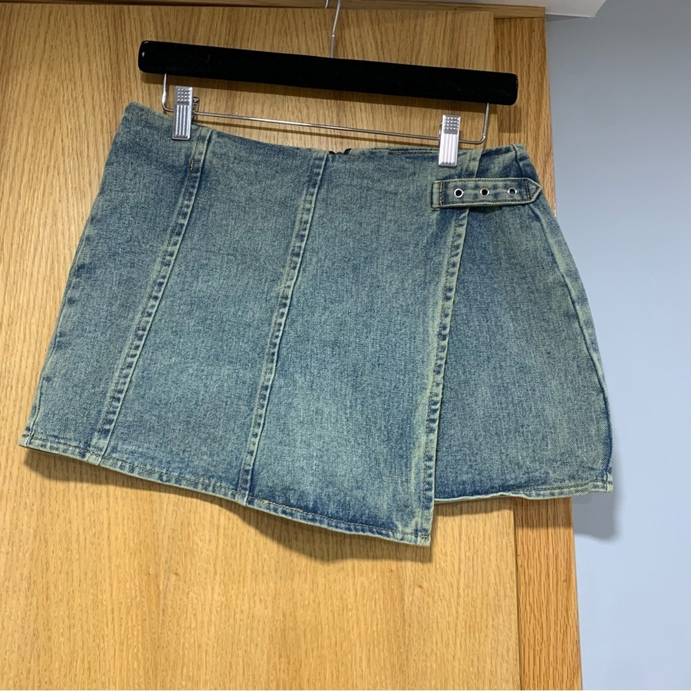 Pretty Little Thing Vintage Wash Denim Wrap Over Mini Skirt - Size 4